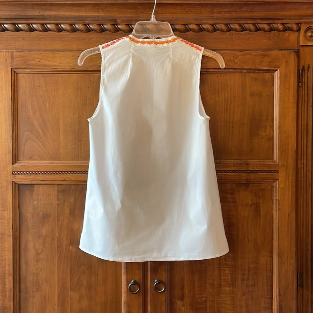 Jcrew size 2 embroidered sleeveless top - Picture 3 of 9